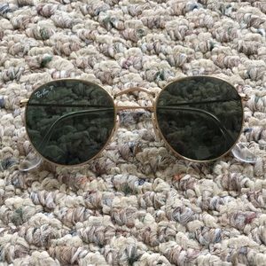 Ray ban polarized sunglasses (used)